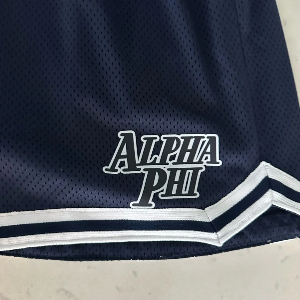 Alpha Phi Navy 72 The Hang Loose Hut Mesh Long Shorts Size Medium NWOT